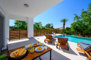 Aelia Luxury Villa